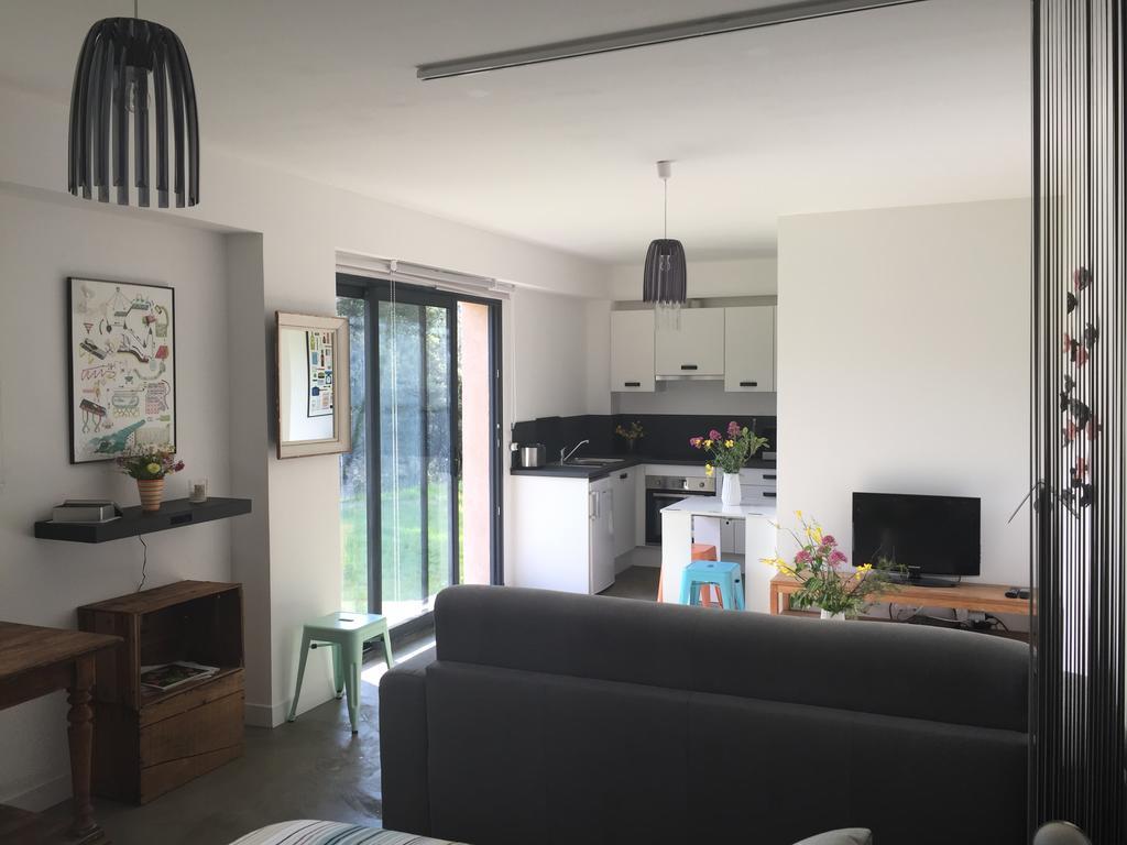 Le Gite Des Cadieres Apartment Evenos Exterior photo