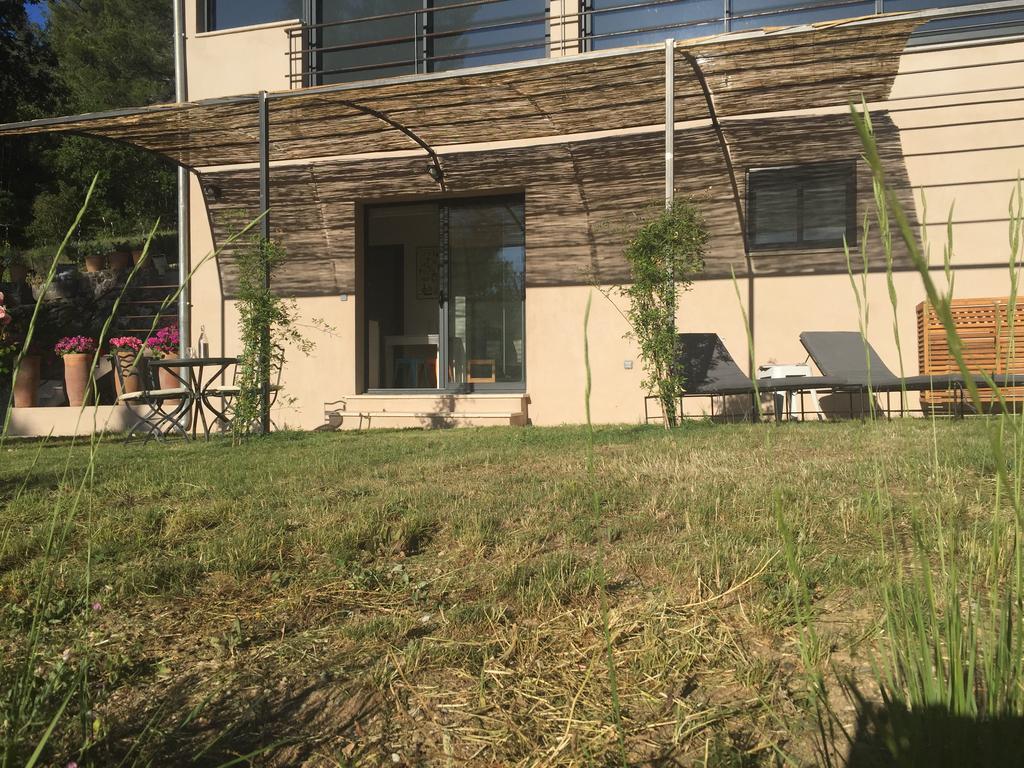 Le Gite Des Cadieres Apartment Evenos Exterior photo